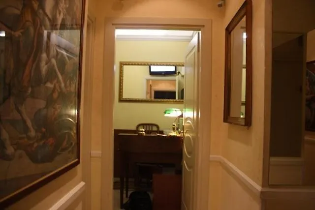 Hotel Viennese *